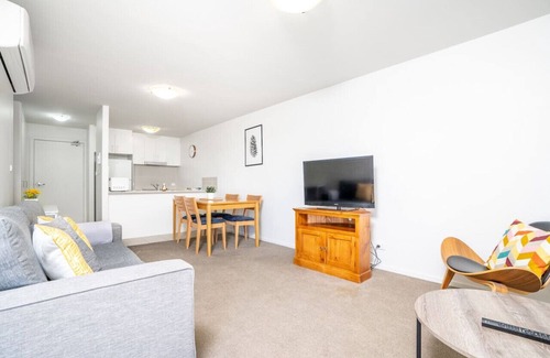 Wright Apartment | New to VRBO: Relaxing 2BR Apt in North Point Complex