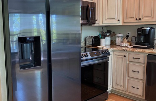 Crane Hill House | New to VRBO! Spacious Home with Multiple Porches and Private Dock
