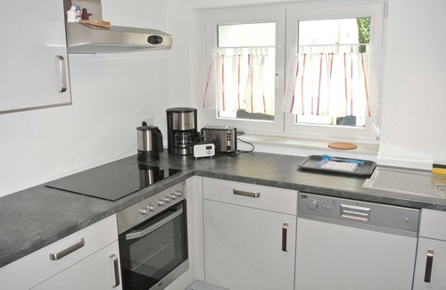 Solingen Apartment | NEW! Top renovated apartment on the ground floor with modern facilities