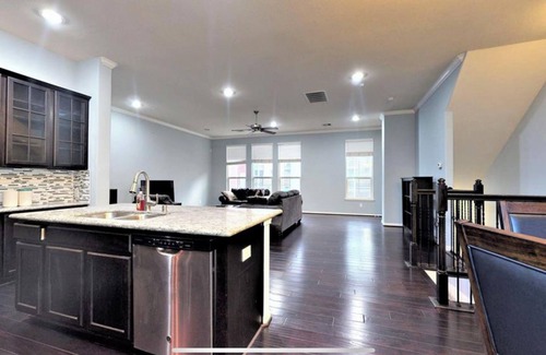 Woodlake - Briar Meadow House | New Townhome Galleria Area
