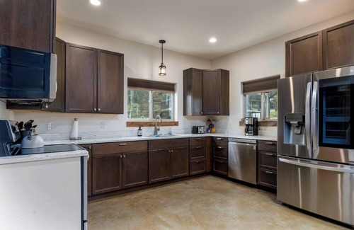 Georgetown House | New townhouse at GTL! Easy winter access!