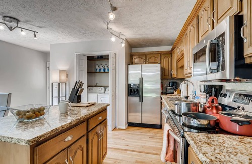 Franklin House | New- Tranquil & Gorgeous Countryside 3br/2bath Home on 1 Acre - 20 Min From Nashville!