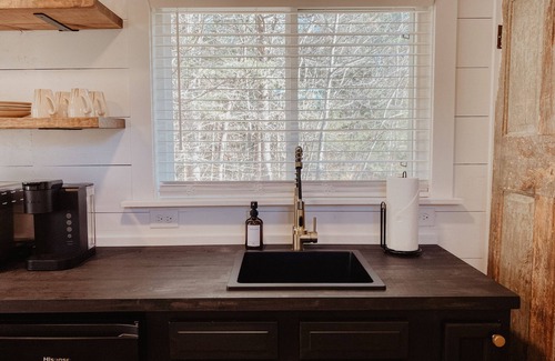 Dunlap House | New Unique Shipping Container Home near Fall Creek Falls State Park