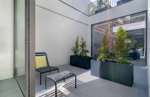 Centro / Baixa Apartment | NEW Urban Retreat - ApartHotel Luxury incl Breakfast & Housekeeping
