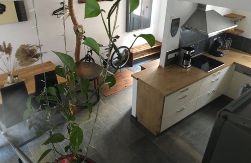 Dettelbach Apartment | New vacation home (90sqm) with cozy courtyard
