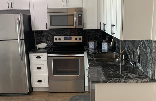 Murrells Inlet Condo | NEW! Vacation Rental Beachfront Condo Fully Renovated 2BR 2BA - Pool Access