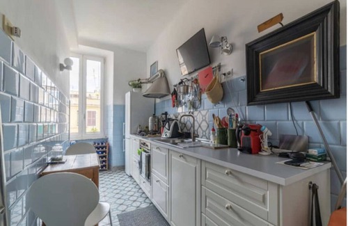 Rione XIV Borgo Apartment | New Vatican Apartment