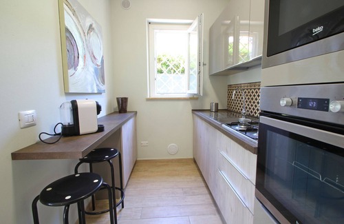 Cinquale House | New Villa at 450m from Sea. 4 People. Airco. Garden. WiFi