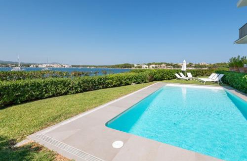Portocolom Villa | NEW! Villa ESPERANZA, Can Marilla, Front Sea View, Pool, AC, BBQ