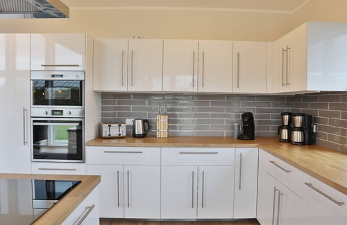 Dorfmark Villa | NEW! Villa Heidetraum, 20 guests, sauna, pool
