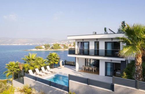Razanj Villa | NEW ! Villa Palm Bay 1 & 2 with two heated pool - near sea