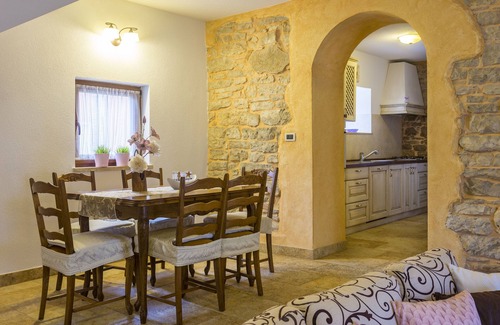 Orihi Villa | NEW! VILLA ROY WITH PRIVATE POLL IN CENTRAL ISTRIA