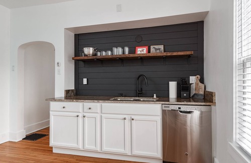 Clifton Apartment | New! Walkable 2BR Boutique Condo on Restaurant Row