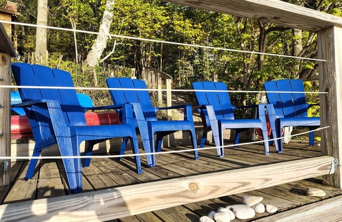 Lake Leelanau Cottage | NEW! Waterfront Cottage on private Lake Michigan Beach with glorious sunsets