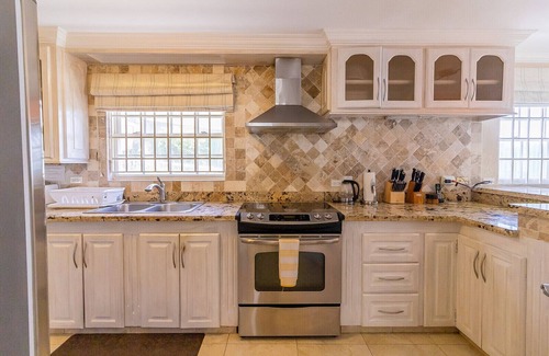 Prospect Villa | New West Coast Villa