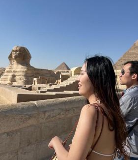 Pyramids Gardens House | New White Pyramids Inn