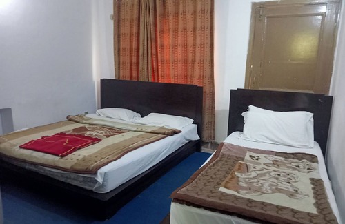 G-9 Sector House | New White Rose Guest House
