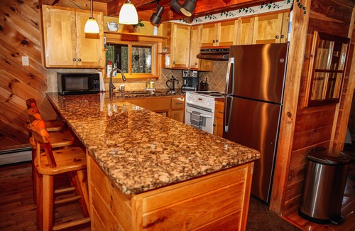 North Pole Cabin | NEW Whiteface Mtn. View Cabin close to Lake Placid