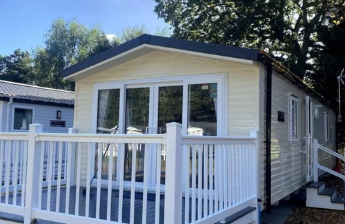 Clacton-on-Sea House | NEW Willerby 2 bedrooms caravan