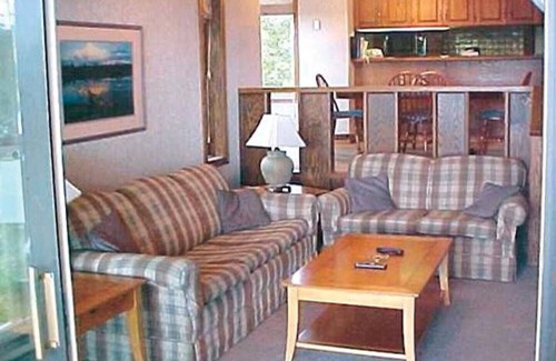 Huntsville Condo | New Years at Deerhurst