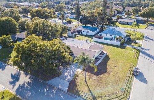 Gulf Gate Estates House | New York Avenue Rancher