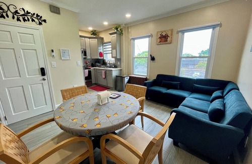 Stapleton Apartment | New York City Apartment Near The Free Ferry Boat in Staten Island!