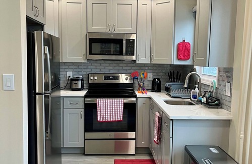 Stapleton Apartment | New York City Apartment Near The Free Ferry Boat in Staten Island!