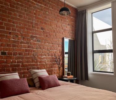 Temuka Apartment | New York Minute