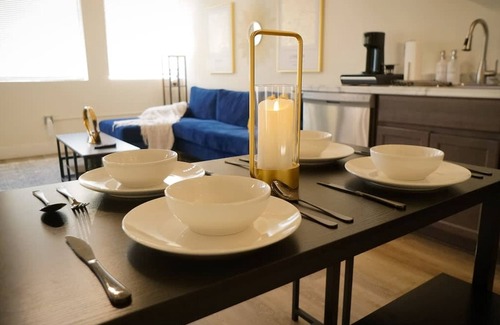 Santa Ana Apartment | New York Style Home 10 Minutes To SNA Disneyland