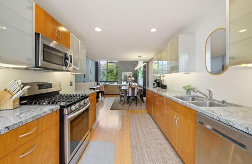 East Village House | New York Style Penthouse in the heart of the city