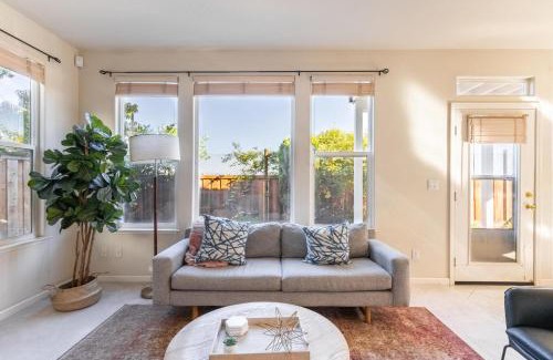 Newark Apartment | Newark 4br w backyard patio ac garage SFO-1586