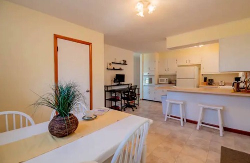 Decatur House | Newcastle Estate: 3 Bdrm Bungalow
