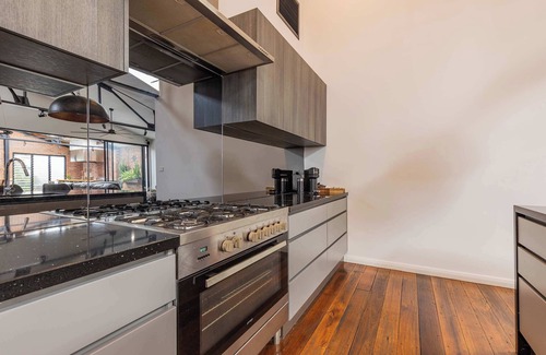 Newcastle West House | Newcastle Penthouse - Spa, Pool Table, City Center