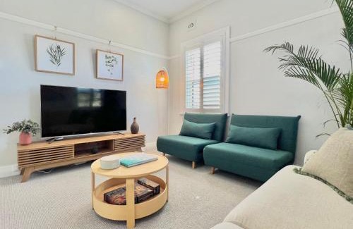 Merewether Apartment | Newcastle's Beach-Side Retreat Merewether