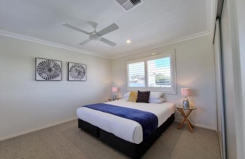Adamstown Apartment | Newcastle Short Stay Accommodation - Adamstown Townhouses