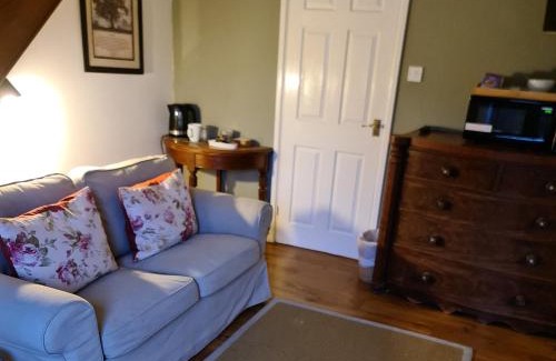 Barrow Gurney Apartment | Newditch Farm - BRS Airport