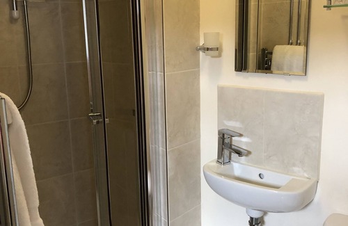 Newent Cabin | Newent Golf Club & Lodges