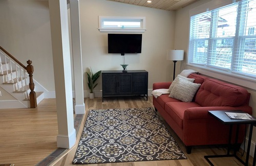 Lisbon Falls House | Newer 1 bedroom 1 bath furnished apartment in quiet Maine town