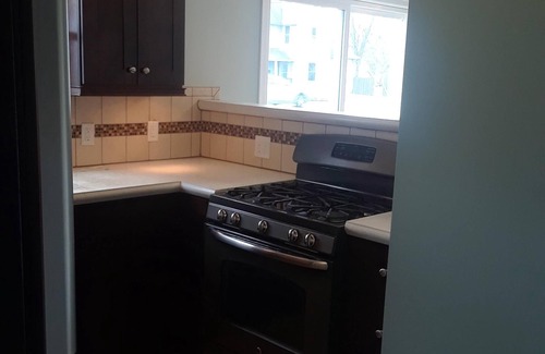 Rensselaer Apartment | Newer 2 bedroom 1 bath with attached garage and free washer/dryer in a great loc