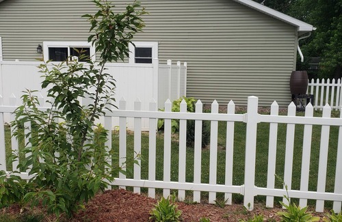Rensselaer Apartment | Newer 2 bedroom 1 bath with attached garage and free washer/dryer in a great loc
