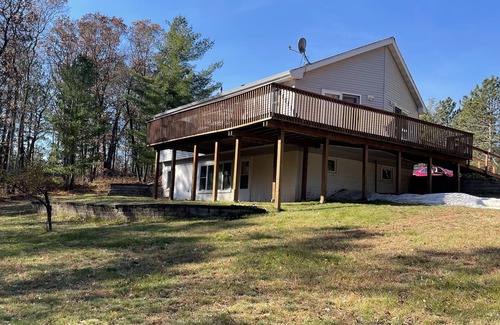 Markville House | Newer 4 bdrm lake home 5 minutes from everything Danbury
