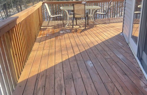 Markville House | Newer 4 bdrm lake home 5 minutes from everything Danbury