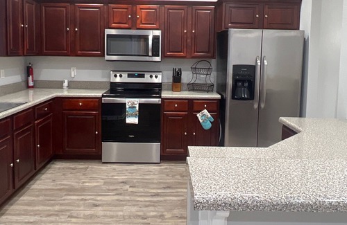 Selma House | Newer Built 4 Bedroom Home!