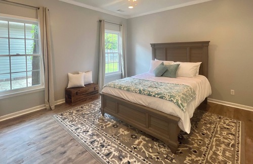 Selma House | Newer Built 4 Bedroom Home!