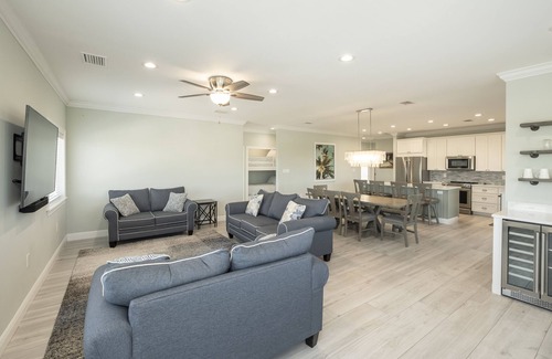 Little Torch Key House | Newer Construction Private Luxury Waterfront Home w/Heated Pool