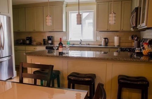 Atlantic House | Newer Town Home in the Heart of the City