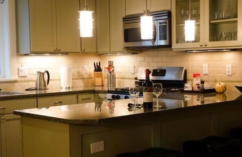 Atlantic House | Newer Town Home in the Heart of the City