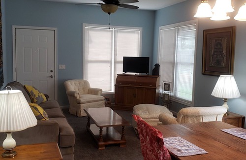 Rensselaer Apartment | Newer Two Bedroom with attached garage in a great Rensselaer location.