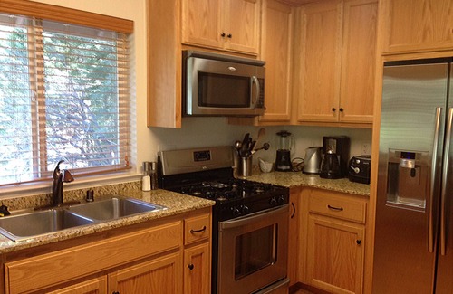 Yosemite West House | *NEWER Yosemite Inverness House* with Central Air and Heat Inside Yosemite Park