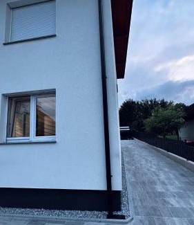 Winklarn House | NewEra Select Apartment - 1
